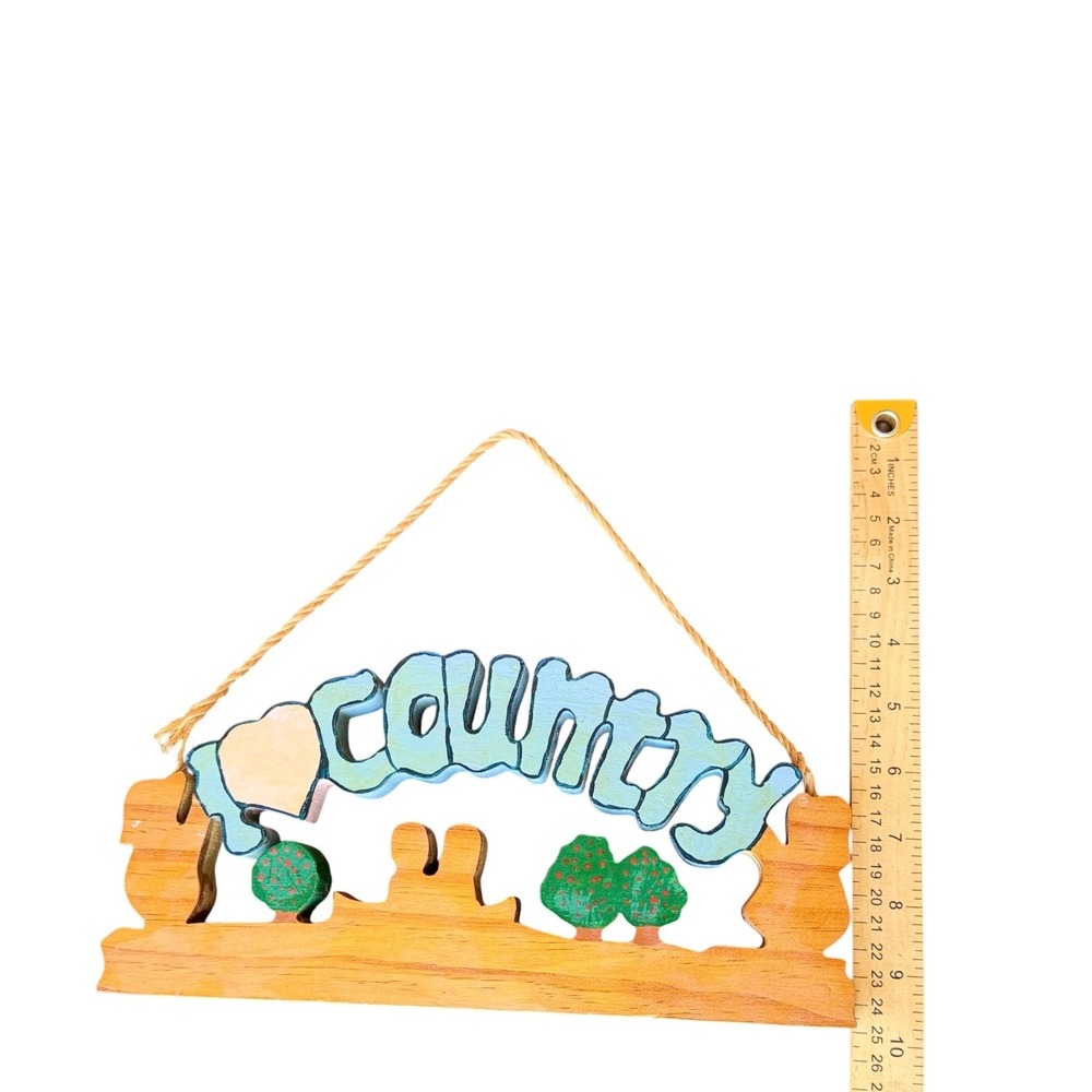 Vintage Wooden I Love Country Wall Hanging Sign Farmhouse Decor Hand Painted - Picture 9 of 9